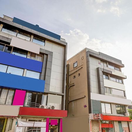 Capital O Maple View Hotel Narora Exterior foto
