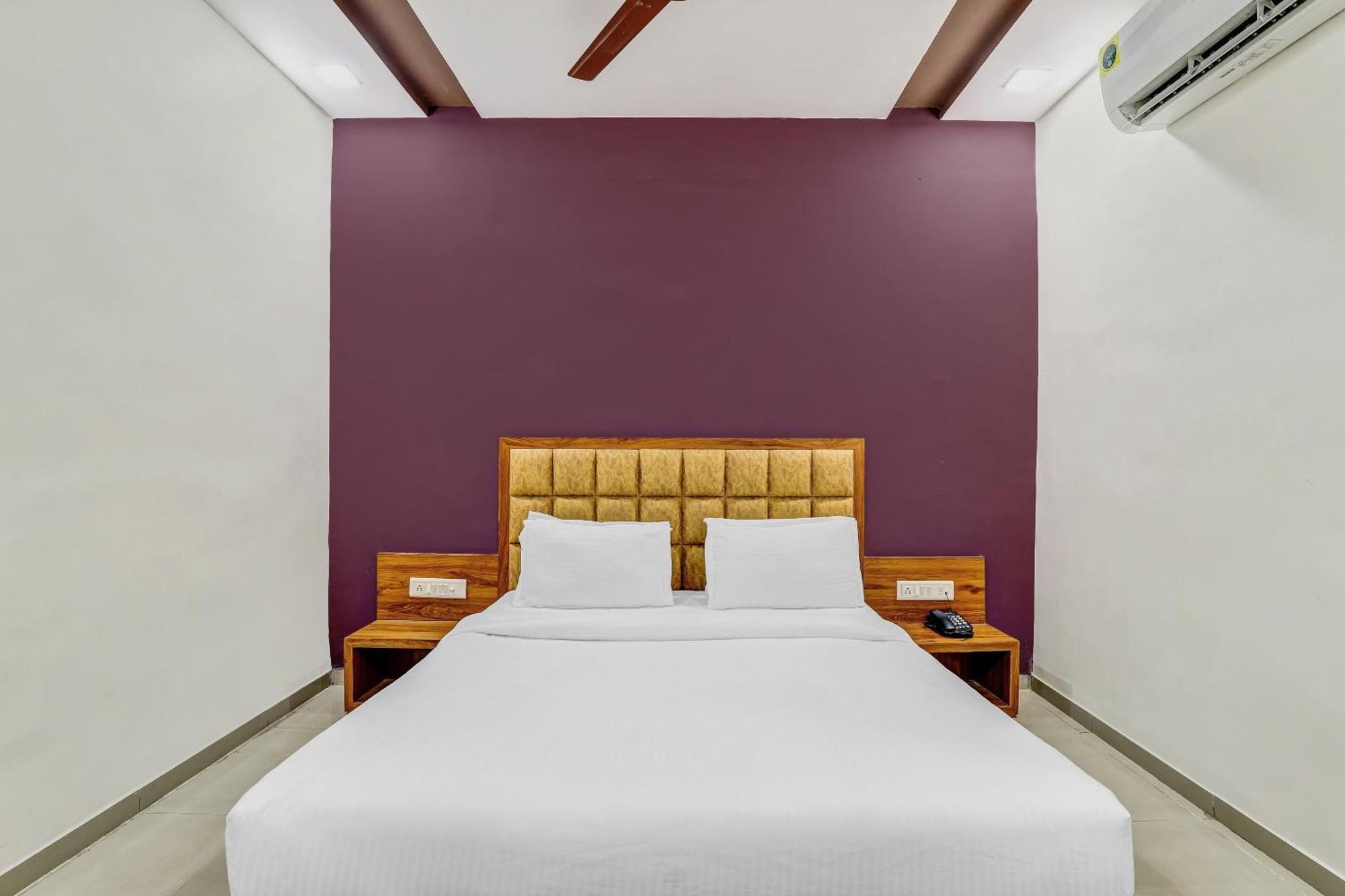 Capital O Maple View Hotel Narora Exterior foto